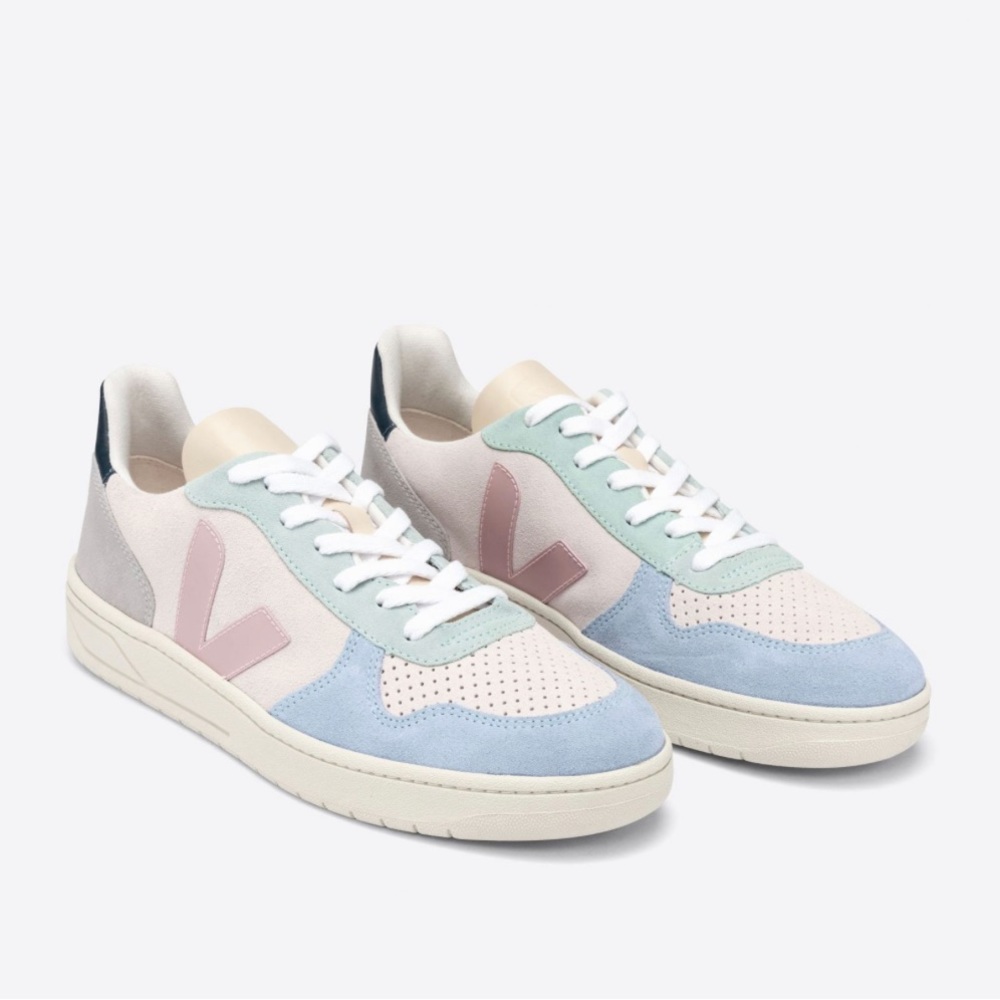 Veja Sneakers
